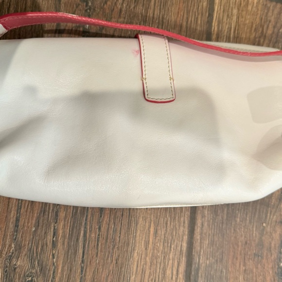 Dooney & Bourke Mini Shoulder Bag 90s Vibes Womens White Leather East West Flap - Picture 5 of 7
